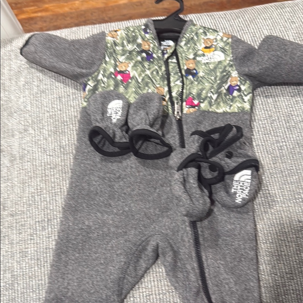 The North Face Infant Fleece Jumpsuit - Gray and Multicolor